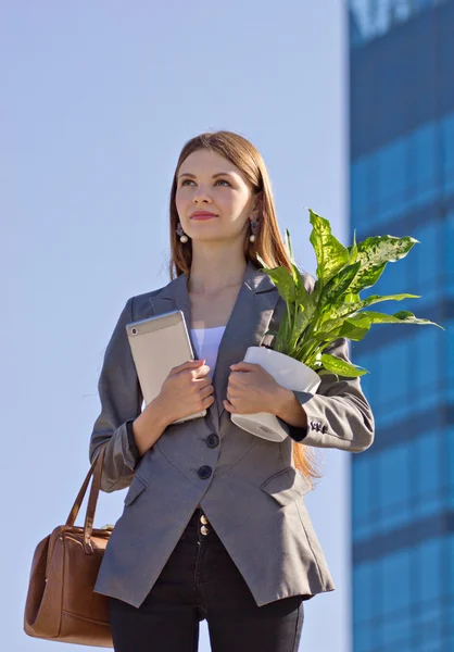 Businesswoman outdoors — Stock Photo, Image