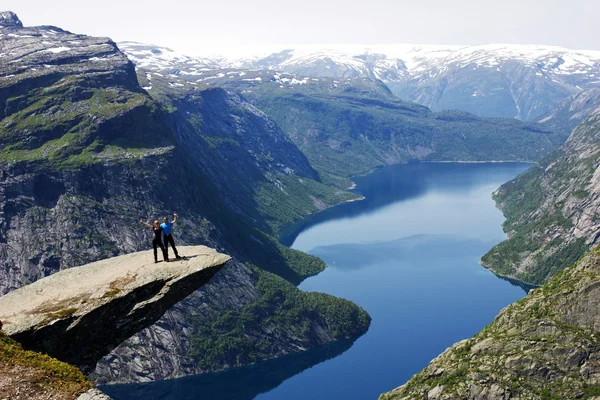 Par på tungan av troll — Stockfoto