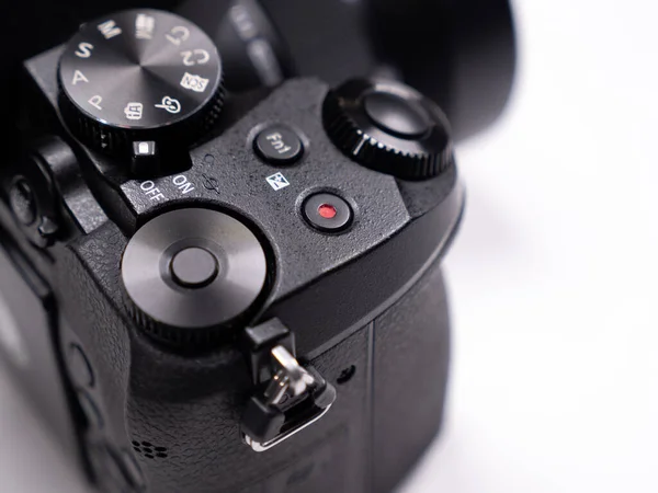 Botões Controle Anéis Controle Uma Câmera Sem Espelho Vista Close — Fotografia de Stock