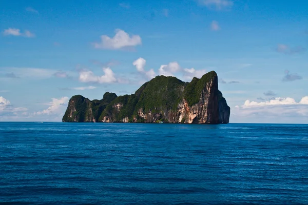 Остров в Андаманском море . — стоковое фото