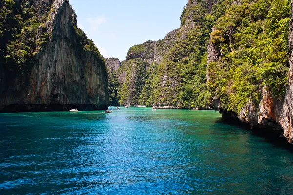 Île dans la mer d'Andaman, Thaïlande . — Photo