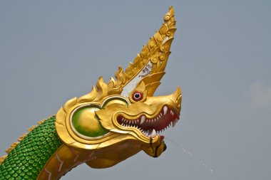 Naga heykeli