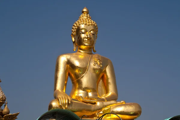 Große Buddhastatue — Stockfoto