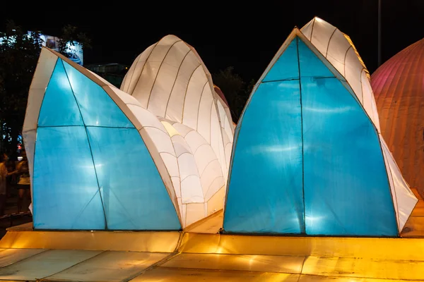 Сиднейский оперный театр на фестивале фонарей — стоковое фото