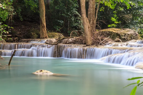 Erawan waterval — Stockfoto