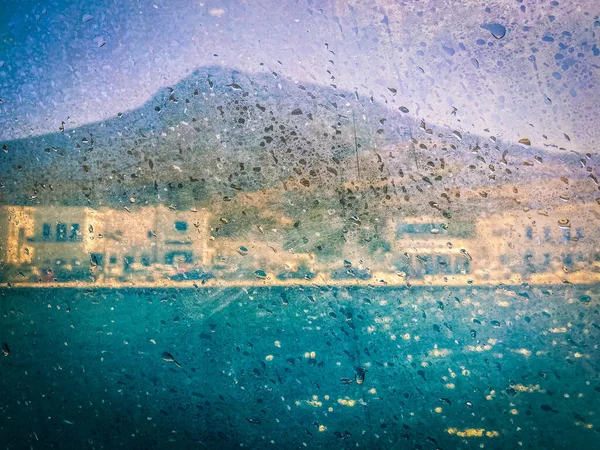Melancholický Pohled Pobřeží Přes Okenní Člun Řecko Ostrov Cyklády Cestovní — Stock fotografie