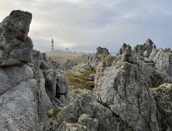 Paesaggio Della Campagna Ushan Con Faro Creach Sullo Sfondo Bretagna — Foto Stock