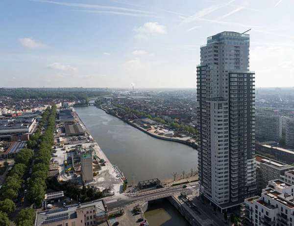 Bruksela Belgia Maja 2022 Krajobraz Miejski Miasta Bruksela Wieżowiec Apartamentowiec — Zdjęcie stockowe