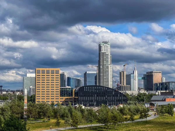 Brusel Belgie Května 2022 Cityscape Města Bruselu Mrakodrapy Létě Oblačného — Stock fotografie