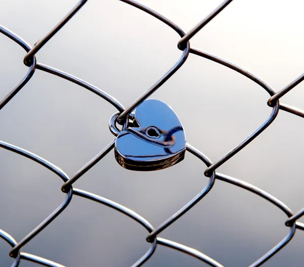 The Love Lock on a brigde — Stock Photo, Image