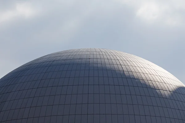 La cúpula del reactor nuclear de la central nuclear — Foto de Stock