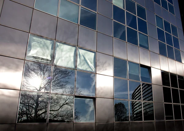 Reflection in modern metallic architecture — Stock Photo, Image