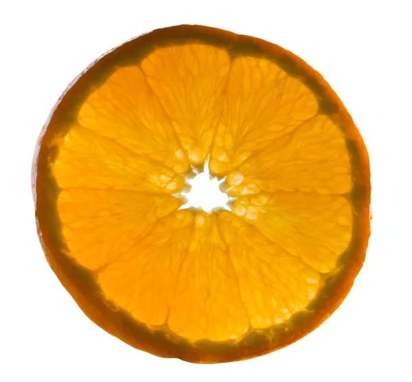 Rebanada de naranja sobre fondo blanco — Foto de Stock