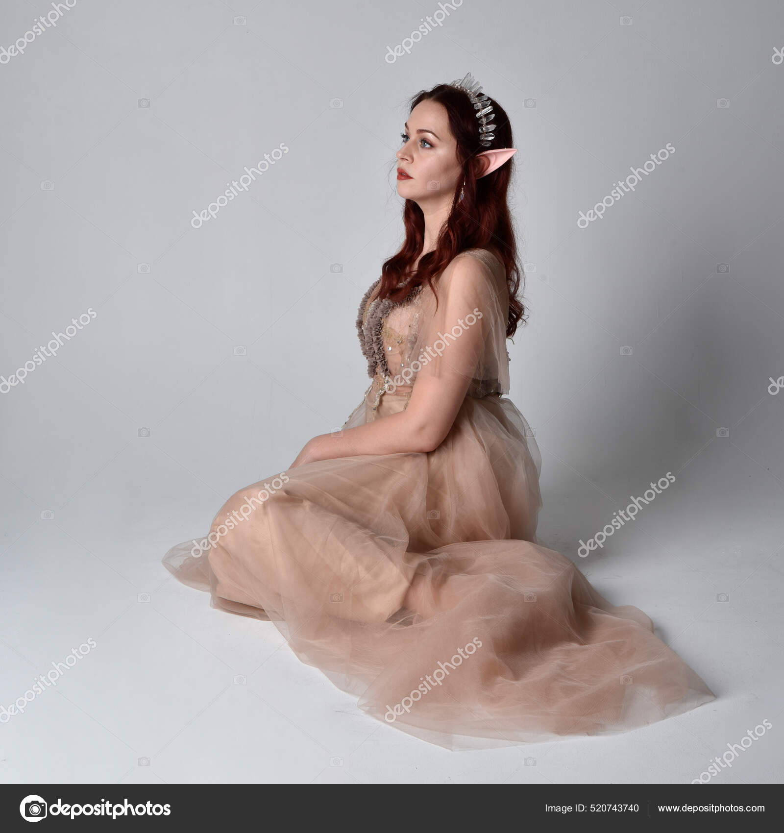 Picture Beret posing Girls Legs Asiatic gown