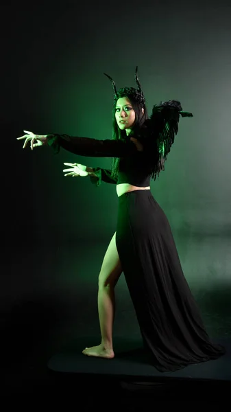 Portrait Beautiful Asian Model Dark Hair Wearing Black Gothic Skirt — ストック写真