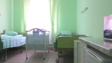 Ukrayna 'daki doğum koğuşu, doğum hastaneleri, güzel yataklar ve düzenli koğuşlar..