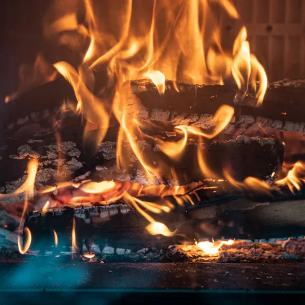 Flames Firewood Fireplace Fire Glass Burned Firewood — Stock Photo, Image