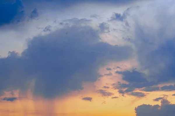 Céu Nublado Antes Chuva Dia Verão Chuva Noturna — Fotografia de Stock