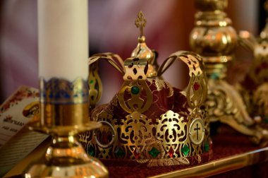 Ukrayna Ortodoks Kilisesi 'nde düğünler, tüm Hıristiyan kilise gelenekleri..