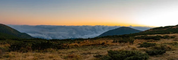 Underbar Höst Soluppgång Karpaterna Transcarpathia Ukraina Europa Turism Karpaterna — Stockfoto