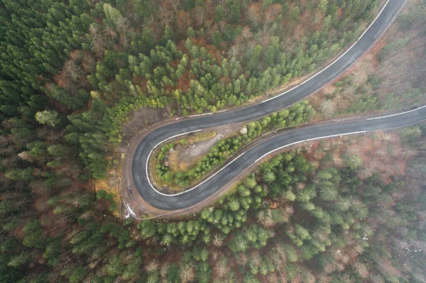 Montagne Pittoresche Strade Serpentine Foresta Strada Curve Ripide Strade Strada — Foto Stock