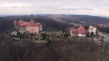 Walbrzych, Polonya, 29 Ocak 2020: Polonya Şatosu Prensi en büyük üçüncü şehridir. yeni