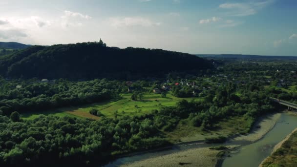 Niesamowite Dekoracje Ukraińskiej Wsi Hoshiv Górzystym Obszarze Drogi Rzeki 2020 — Wideo stockowe