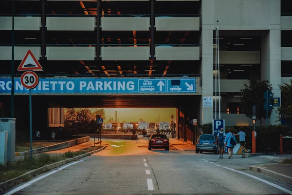 Italy Venice 2022 Parking Venice Sunset — 图库照片