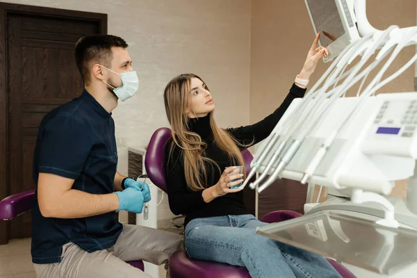 Female Patient European Appearance Dentist Office — Stock Photo, Image