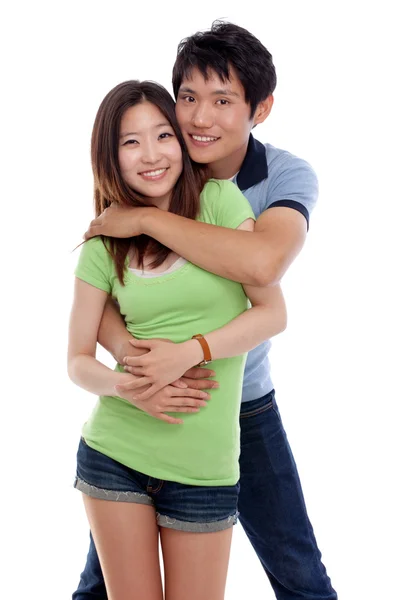 Lyckliga unga asiatiska paret — Stockfoto