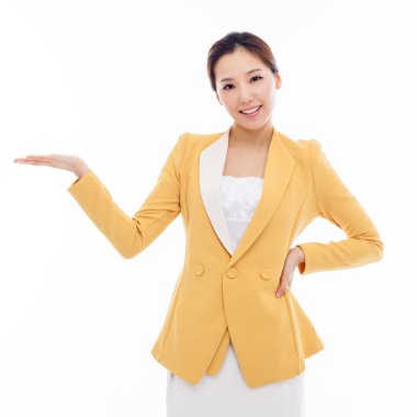 Asya iş kadını boş alanı gösterir