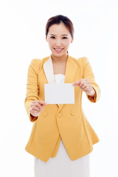 Donna d'affari che mostra carta bianca . — Foto Stock