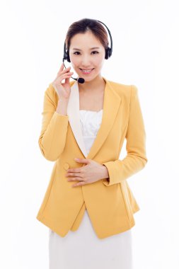 Çağrı Merkezi operatörü iş kadını gülümseyen