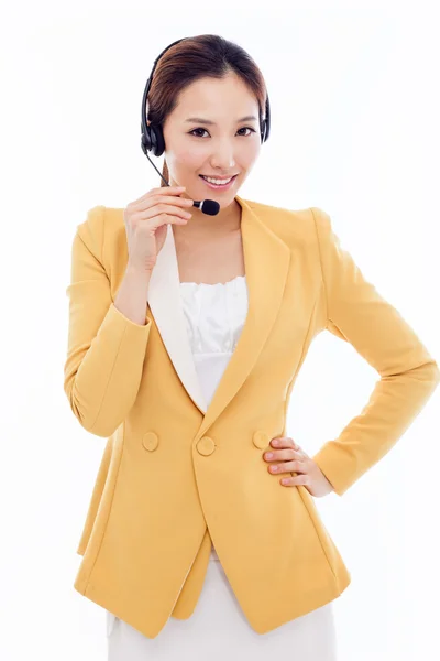 コール センター オペレーターのビジネスの女性の笑みを浮かべてください。 — ストック写真
