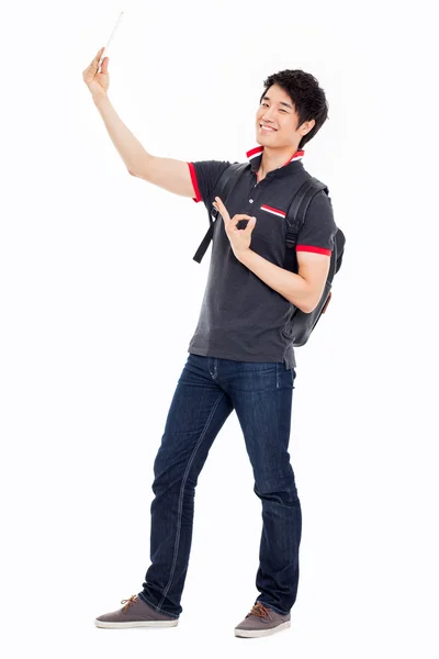 Young Asian stdudent showing okay sign — Stock Photo, Image
