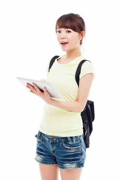 Mulher segurando computador tablet. — Fotografia de Stock