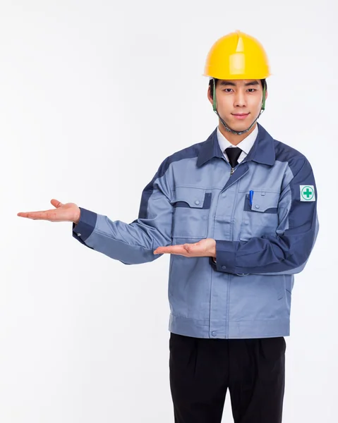 Young Asian engineer show something. — Stock Photo, Image
