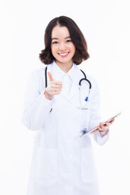 Genç Asyalı kadın doktor