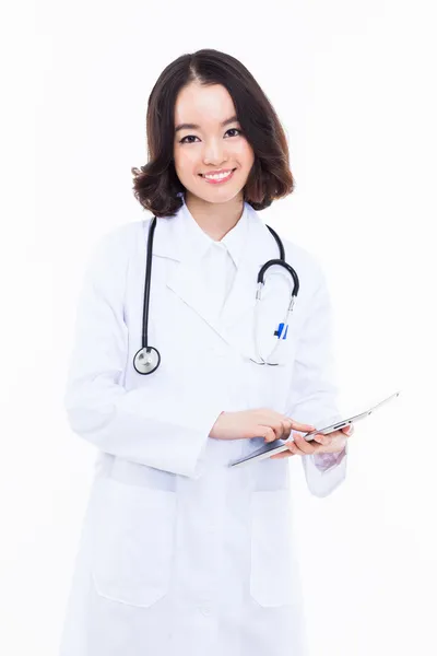 Junge asiatische Ärztin — Stockfoto