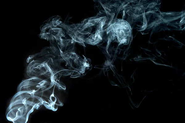 Pokręcone Pióra Dymu Ruch Dymu Czarnym Tle Abstrakcyjne Linie Dymne — Zdjęcie stockowe