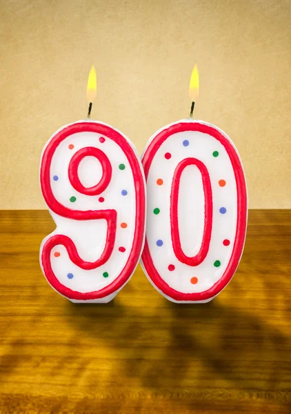 Velas de cumpleaños ardientes número 90 — Foto de Stock