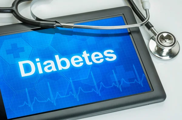 Tableta con el diagnóstico de diabetes en la pantalla —  Fotos de Stock