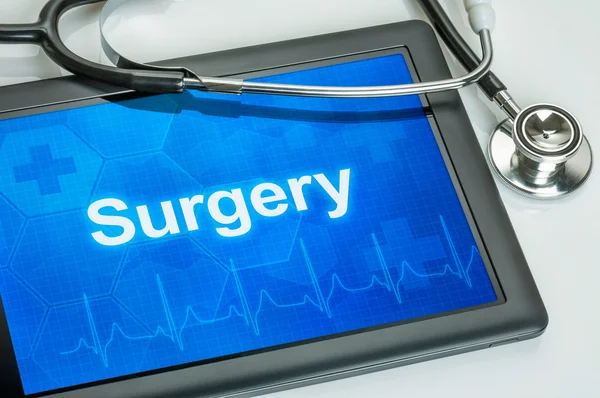 Tableta con la especialidad médica Cirugía en la pantalla — Foto de Stock