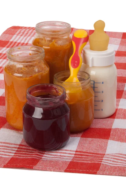 Alimentos para bebés em recipientes — Fotografia de Stock