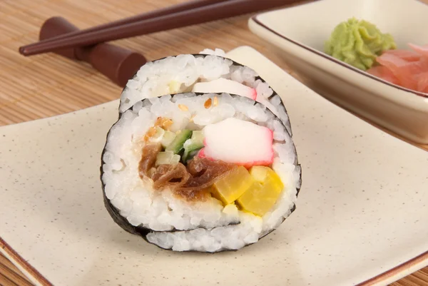 Sushi maki served with ginger and wasabi — Stock Photo, Image