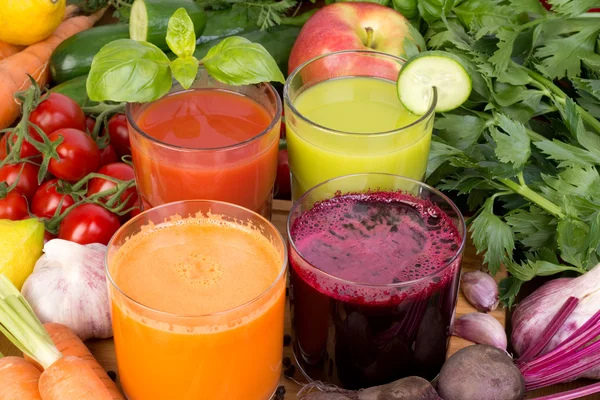 Zöldség, paradicsom, sárgarépa, uborka és cékla Jogdíjmentes Stock Fotók