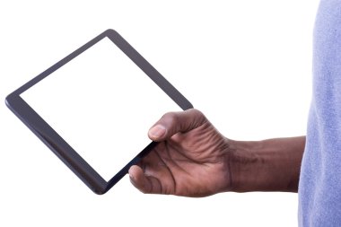 Tablet kullanan adam
