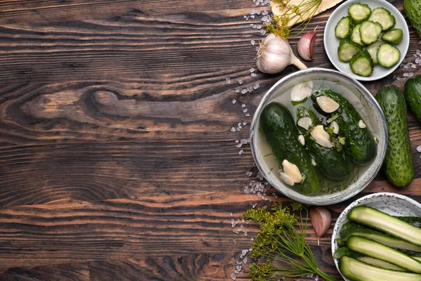 Salad Asupan Mentimun Dalam Mangkuk Makanan Probiotik Sehat Tampilan Atas — Stok Foto