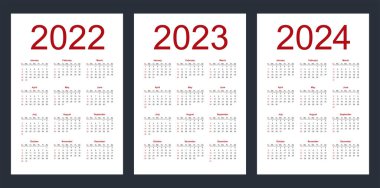 2022, 2023 ve 2024 yılları için basit düzenlenebilir vektör takvimleri. Hafta pazar günü başlıyor. Dikey. Beyaz arkaplanda izole vektör illüstrasyonu.