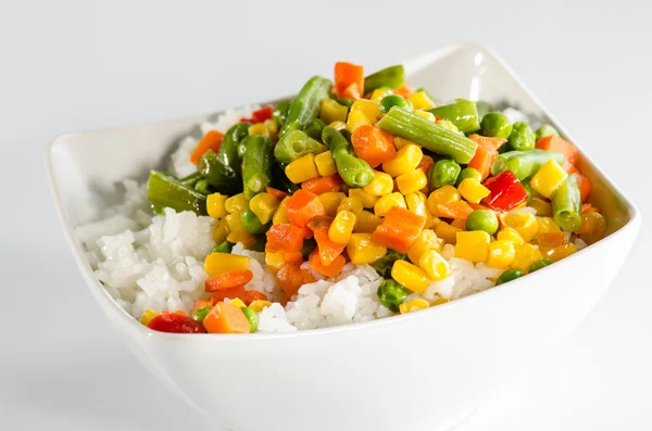 Rice and sautéed vegetables — Zdjęcie stockowe